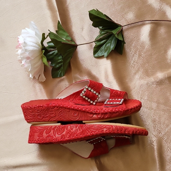 La Plume NWOB women's red leather slip on sandals made in Italy size 35 - Picture 7 of 7